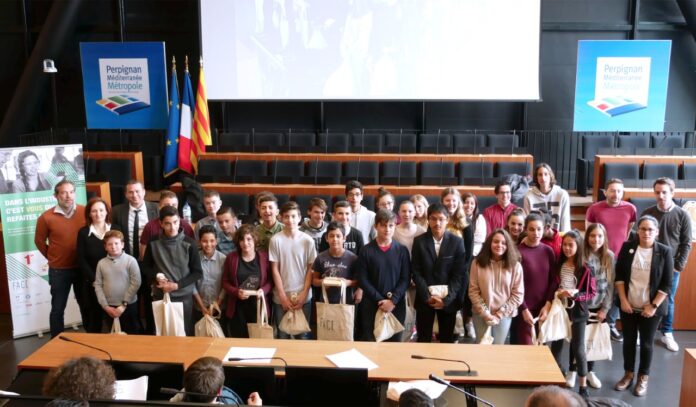 perpignan-vingt-deux-groupes-de-collegiens-relevent-le-defi-teknik