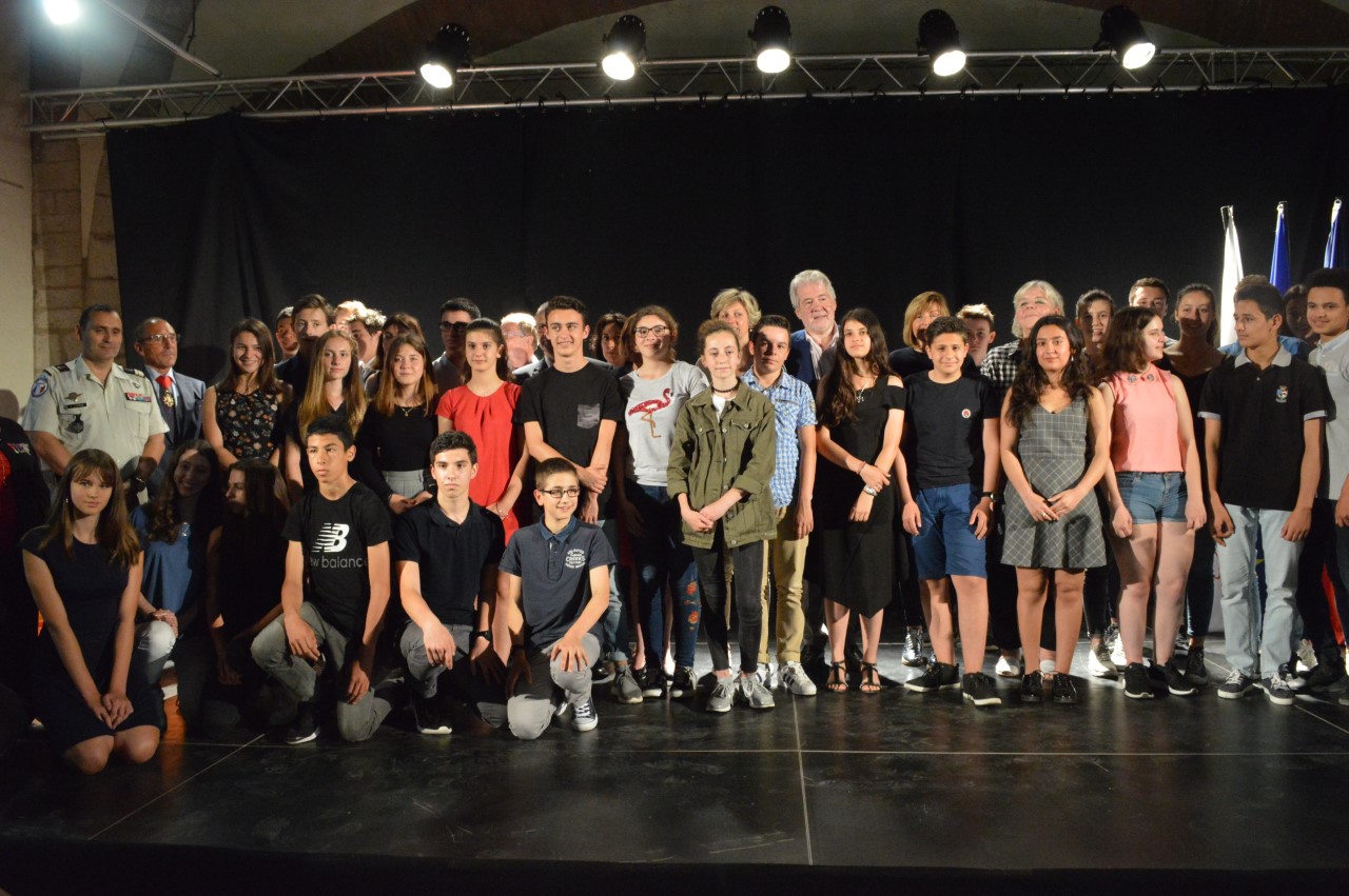concours-national-de-la-resistance-irene-sougne-une-jeune-colliourencque-a-lhonneur
