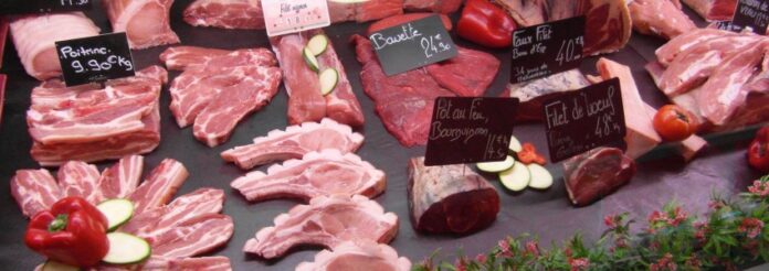 promesse-de-viande-et-de-charcuterie-bio-a-la-rentree-sur-le-marche-de-canet-plage
