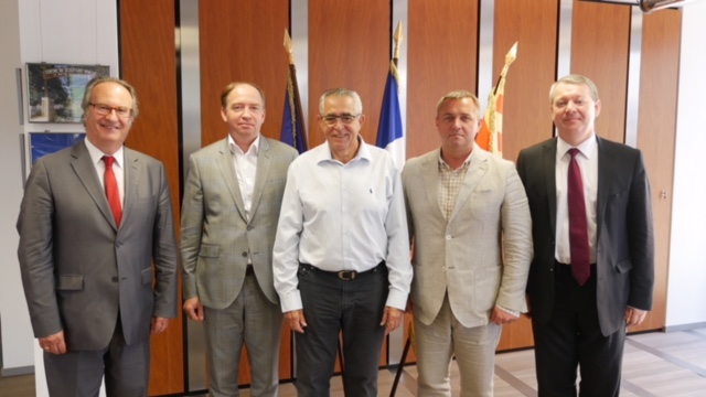 des-decideurs-russes-interesses-par-laction-de-pmm