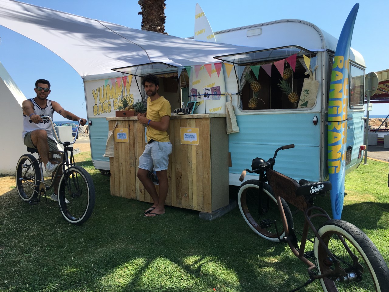 la-caravane-connectee-a-saint-cyprien