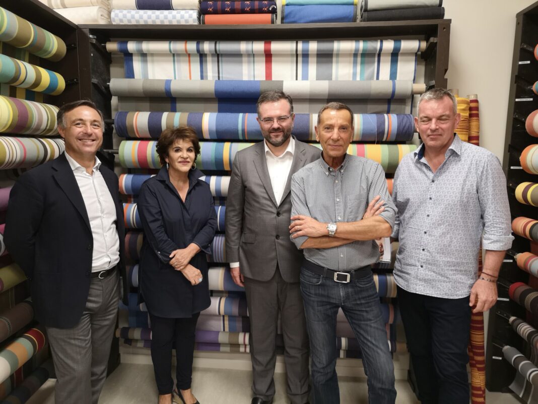 phillipe-huppe-depute-de-lherault-a-ete-charge-par-le-1er-ministre-de-faire-des-propositions-concernant-les-metiers-dart phillipe-huppe-depute-de-lherault-a-ete-charge-par-le-1er-ministre-de-faire-des-propositions-concernant-les-metiers-dart