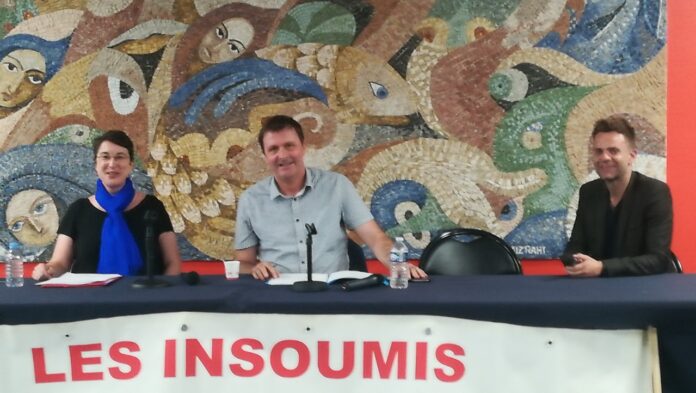 aux-vendemiaires-les-deputes-insoumis-denoncent-un-basculement-de-societe