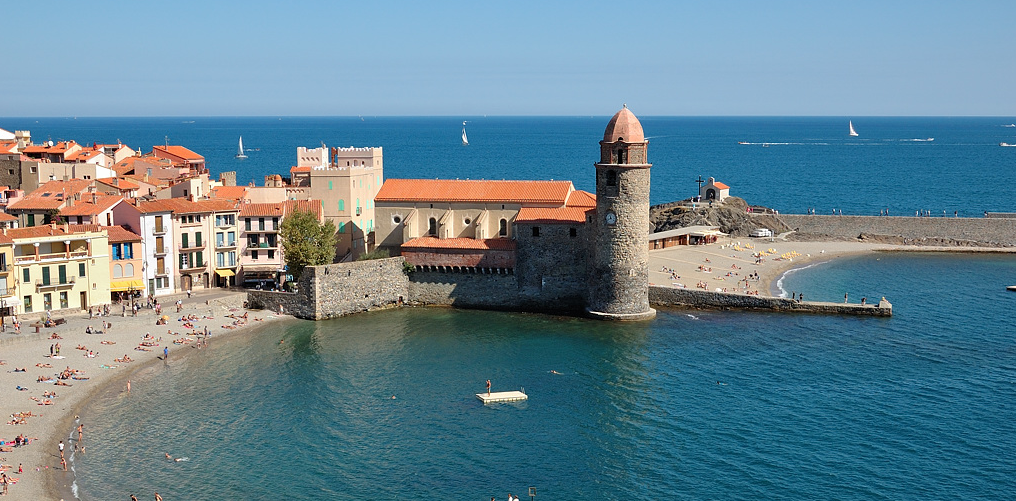 edition-dun-nouveau-timbre-collioure-leglise