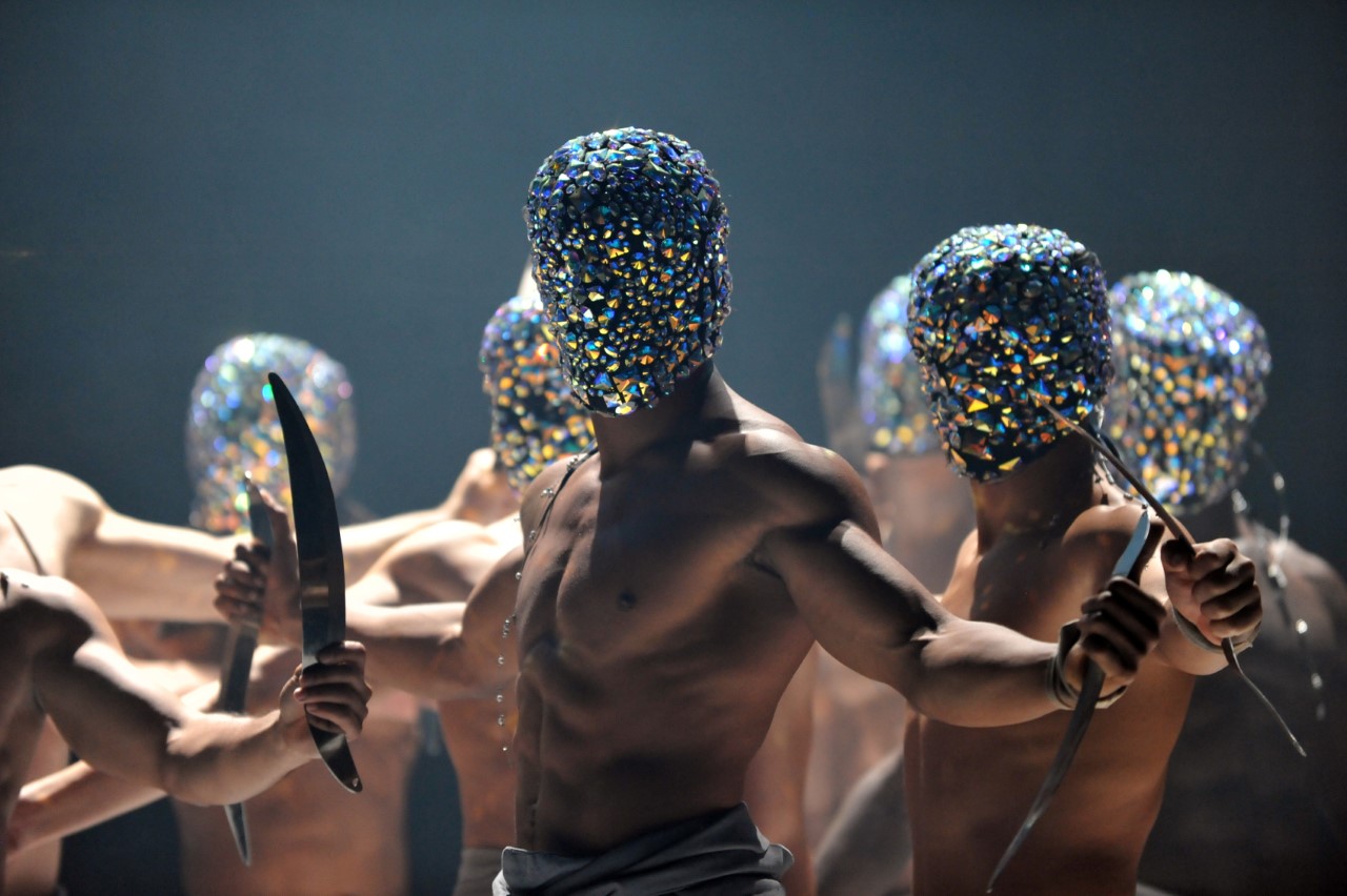 les-nuits-barbares-ou-les-premiers-matins-du-monde-au-theatre-des-aspres