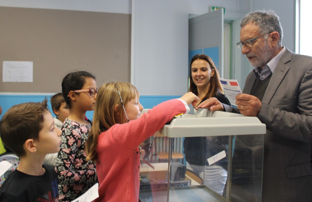 port-vendres-le-conseil-municipal-des-enfants