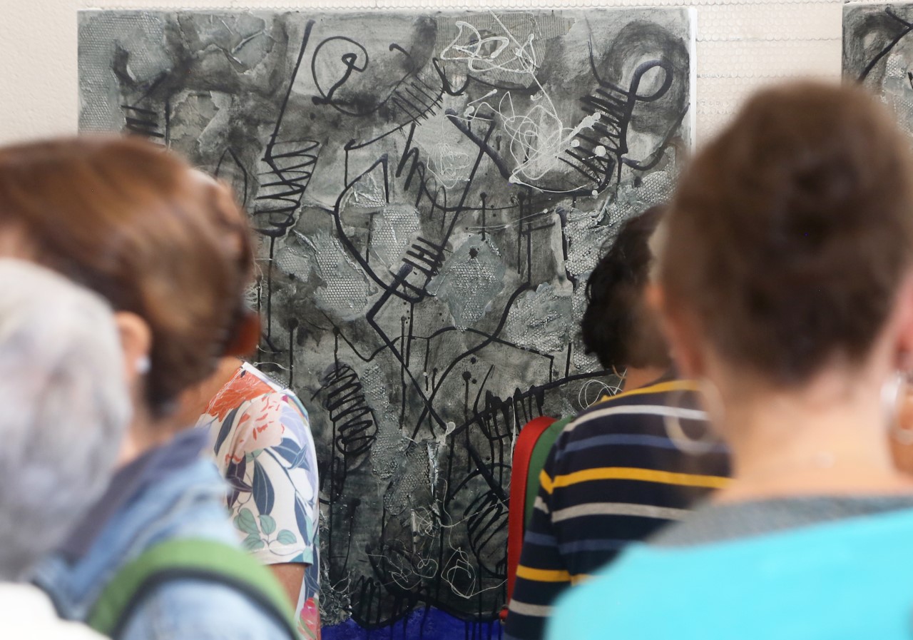 elne-une-exposition-de-lartiste-zeillim-au-cloitre