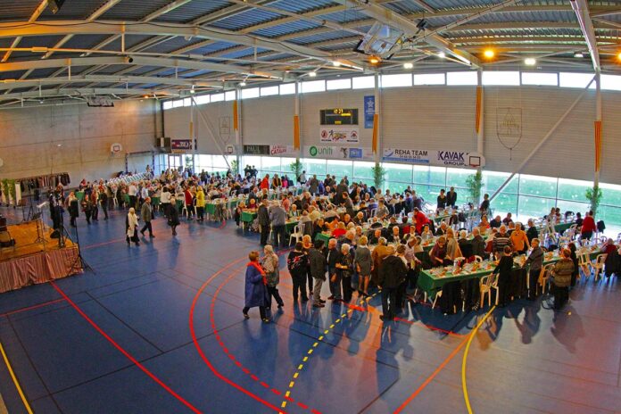 les-aines-de-la-ville-du-soler-reunis-pour-le-traditionnel-repas-de-fin-dannee-offert-par-la-municipalite2