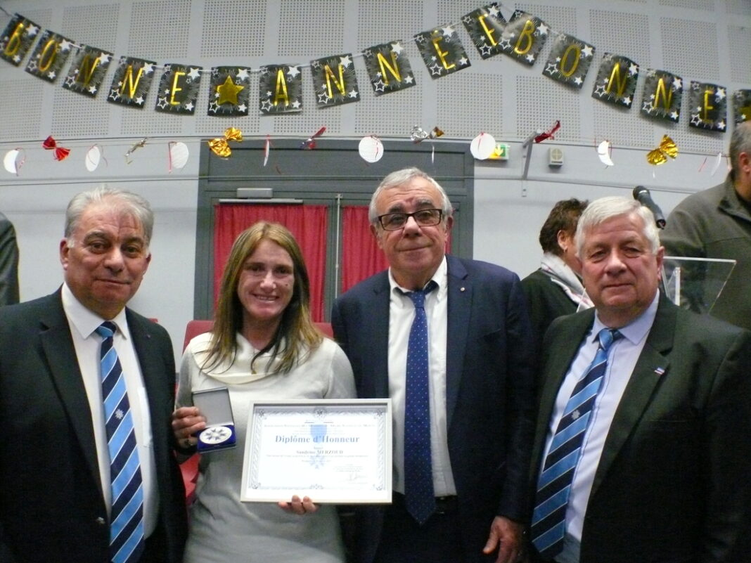Diplôme et Médaille ONM 66 à Sandrine Merzoud