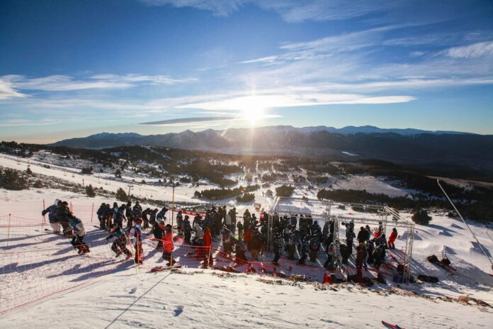 coupe-du-monde-fis-de-ski-slopestyle-lelite-du-ski-freestyle-etait-a-font-romeu