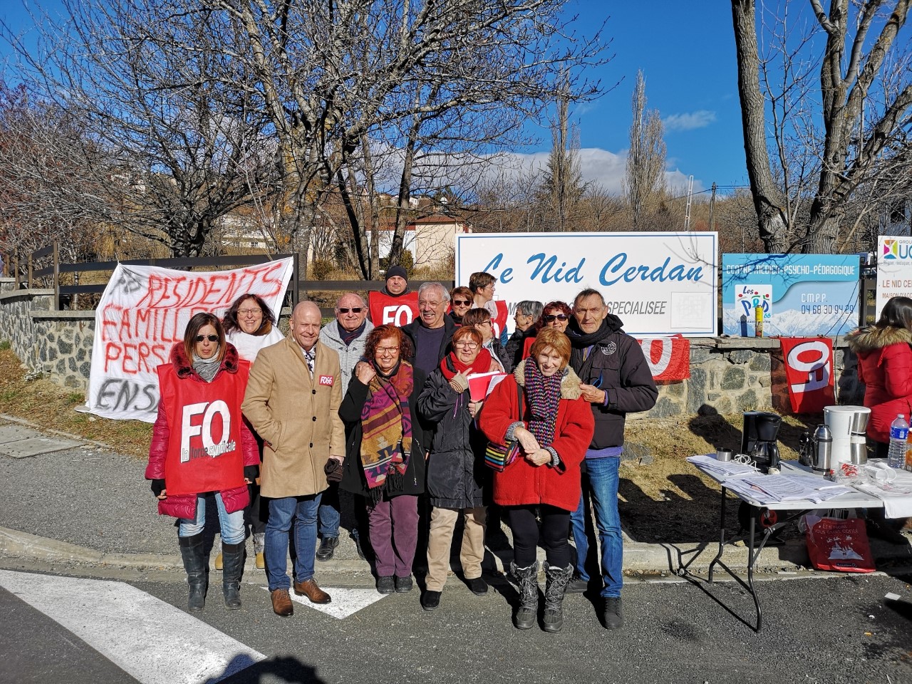 greve-des-personnels-et-des-familles-de-residents-de-la-mas-du-nid-cerdan-a-saillagouse