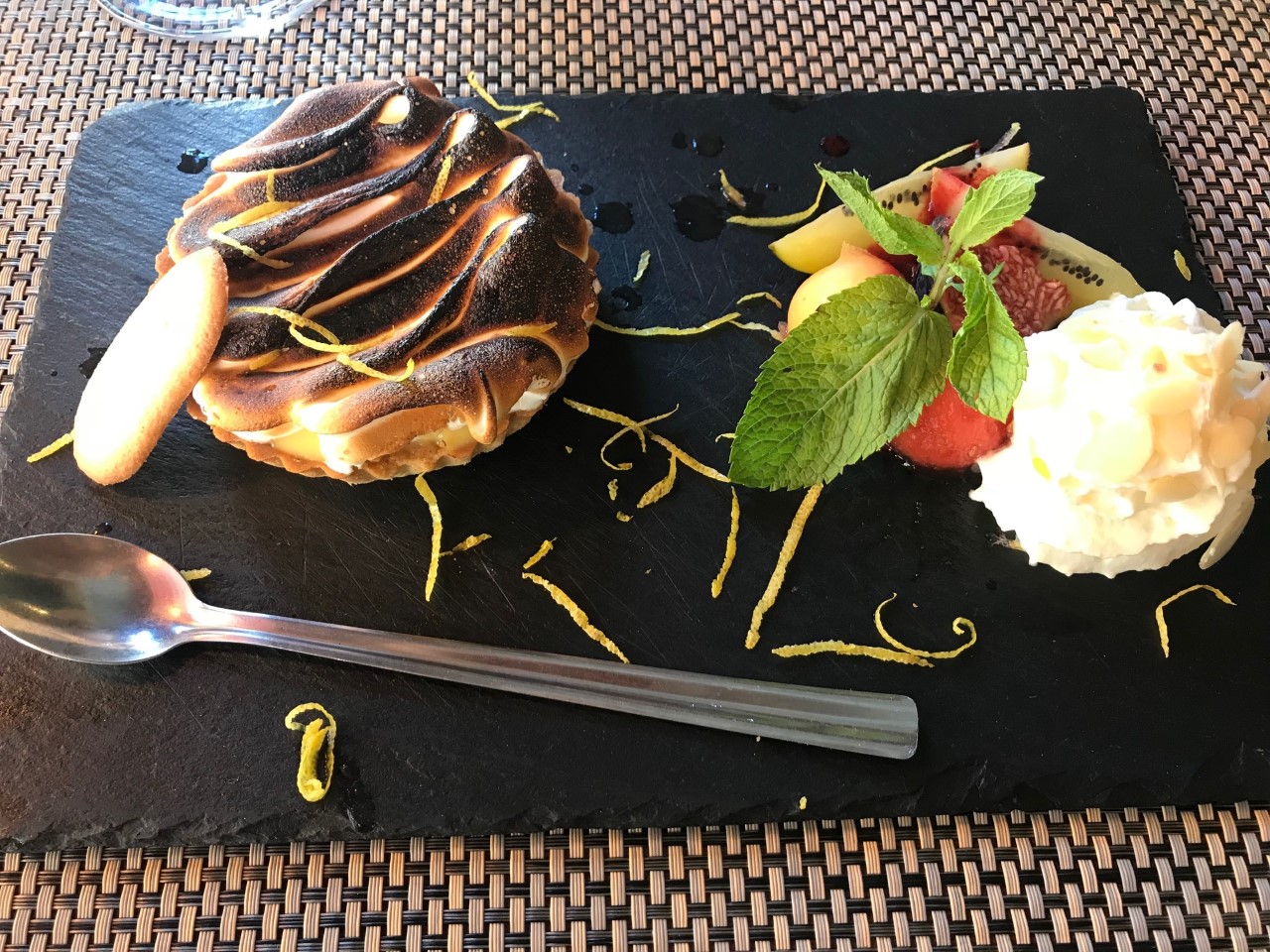 gastronomie-mais-quest-ce-quon-a-fait-aux-guides