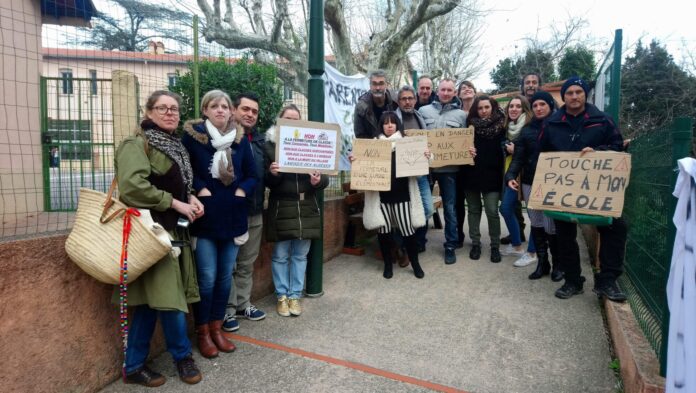 Les délégués de parents d’élèves des écoles maternelle et élémentaire de Laroque des Albères bloquent les classes