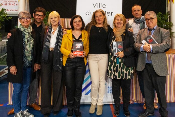 plus-de-400-personnes-presentes-au-soler-pour-accueillir-natacha-calestreme-lors-de-sa-conference-sur-le-theme-de-la-manipulation-et-de-la-perversite