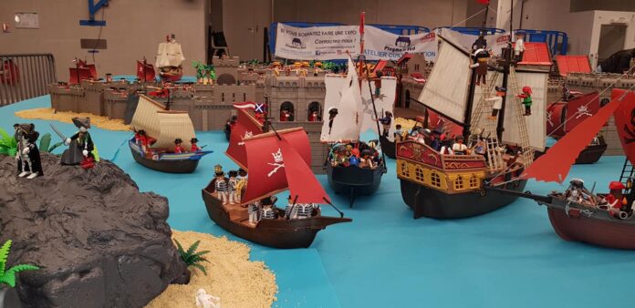 saint-cyprien-le-salon-playmobil-approche