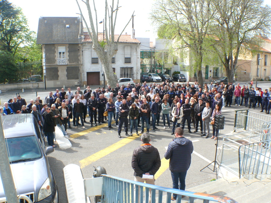 Mouvement d’union syndicale Alliance Police Nationale CFE-CGC et Unité SGP Police – FO pour dénoncer la tragédie des suicides chez les Policiers