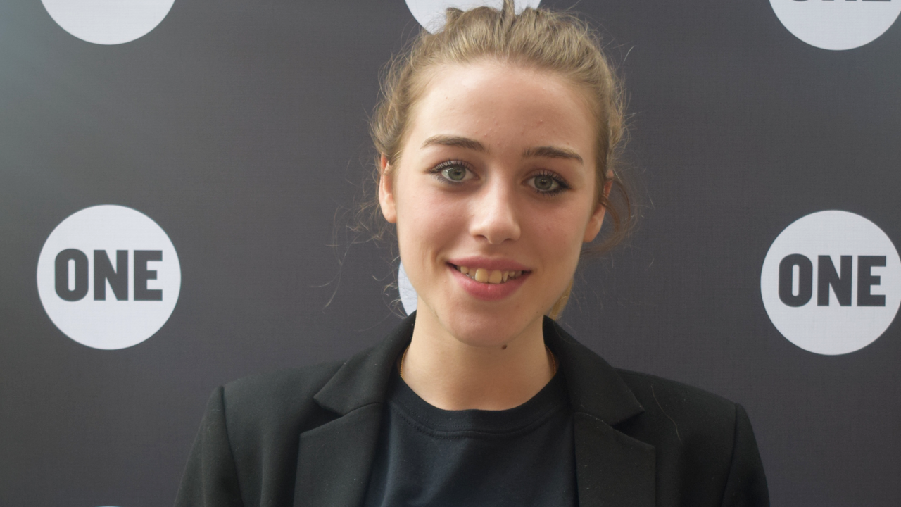 Une jeune de Perpignan, ambassadrice de One, s'engage dans son lycée contre l'extrême pauvreté et les inégalités de genre