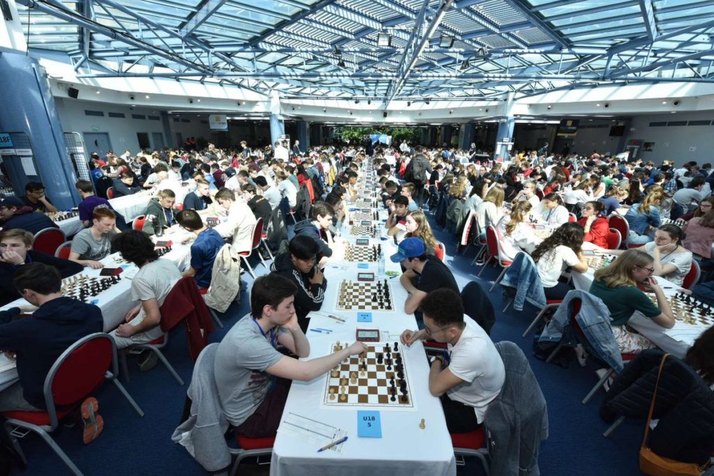 c’est parti pour les 7 représentants de Perpignan au Championnat de France Hyères 2019 échecs