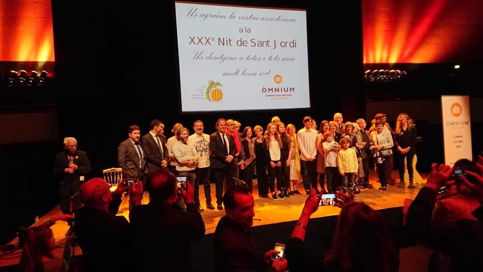 Les élèves de la Bressola et les prix de la Nit de Sant Jordi