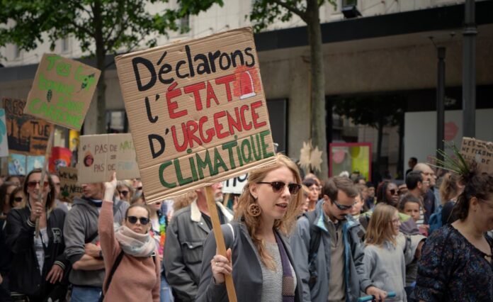 « Les citoyens vont demander la déclaration de l’état d’urgence climatique et écologique »