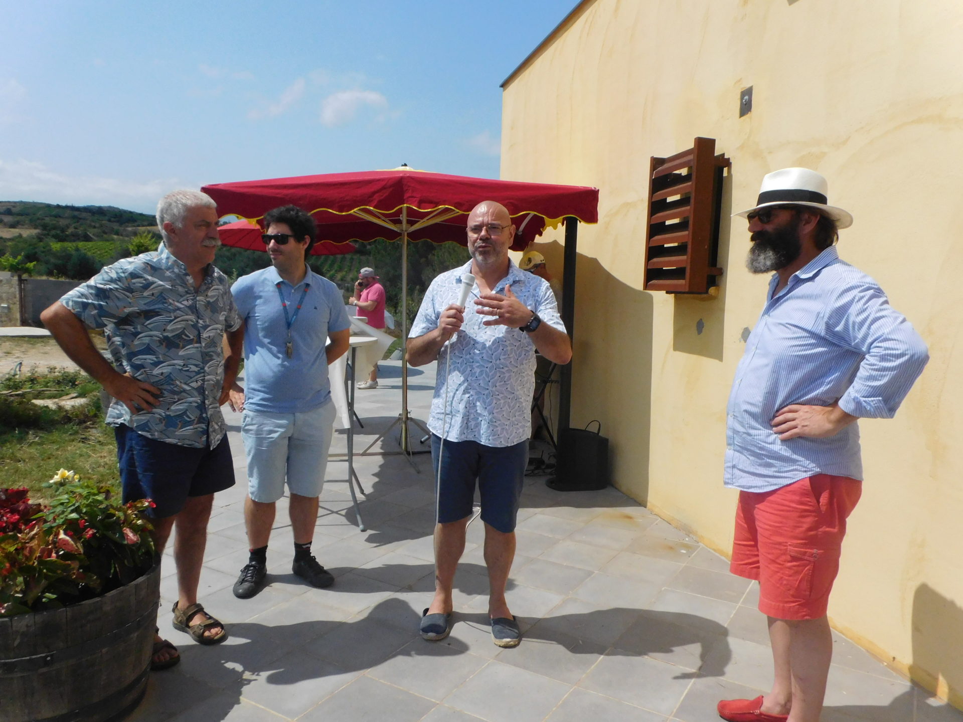 Estagel : la sommellerie française avait rendez-vous au domaine Deveza