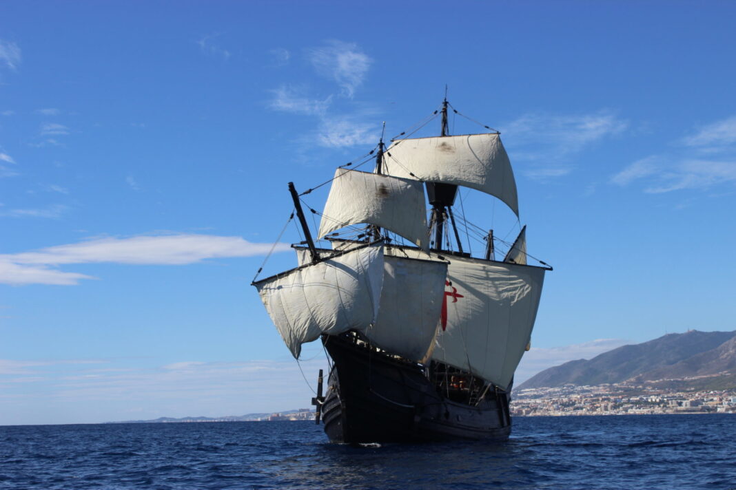 La caraque de Magellan, la Nao victoria arrive à Port-Vendres La caraque de Magellan, la Nao victoria arrive à Port-Vendres