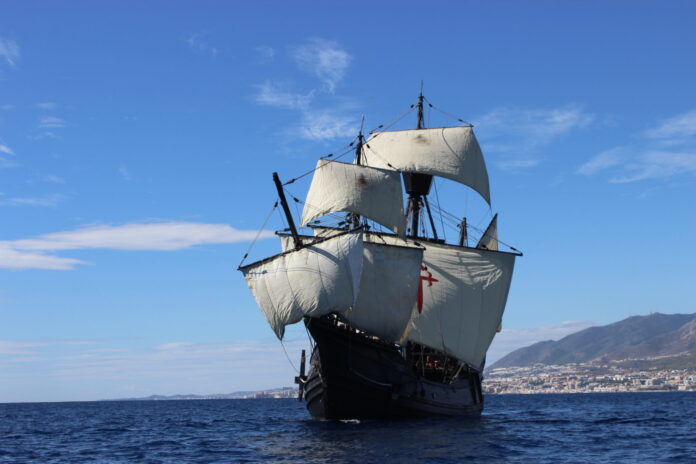 La caraque de Magellan, la Nao victoria arrive à Port-Vendres