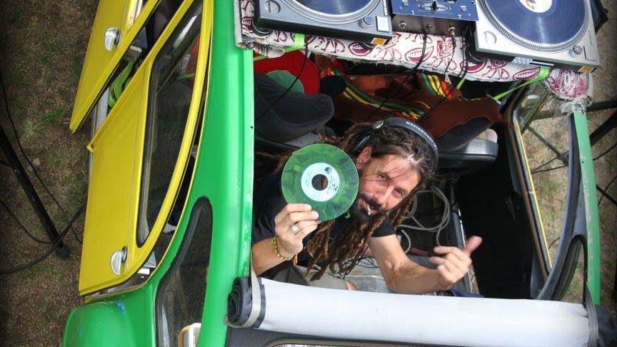 Venez fêter les 50 ans de Woodstock à Saint-Cyprien !
