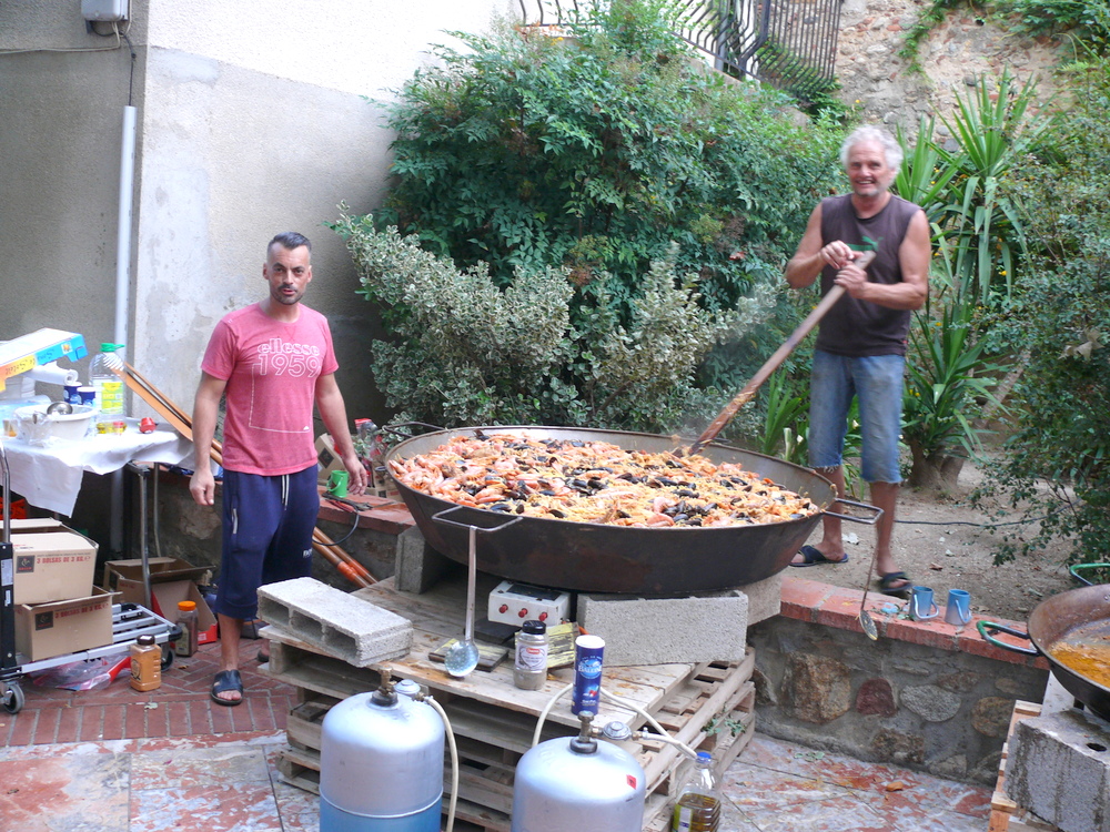 Plus de 400 personnes au repas du festival du verre de l’APAC à Palau del Vidre