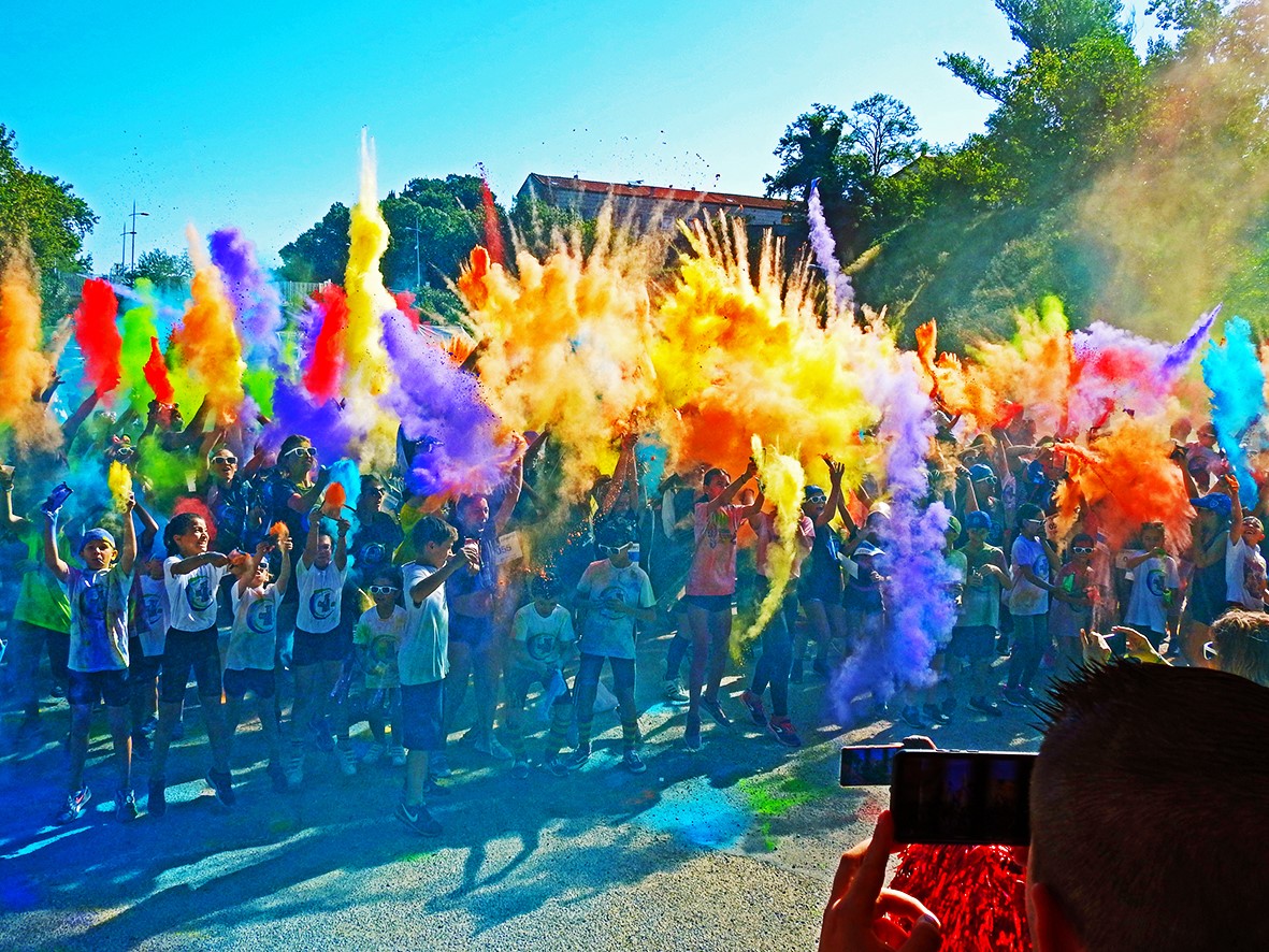 400 coureurs réunis lors de la 3ème édition de la « Têt Color Run solidaire » du Soler