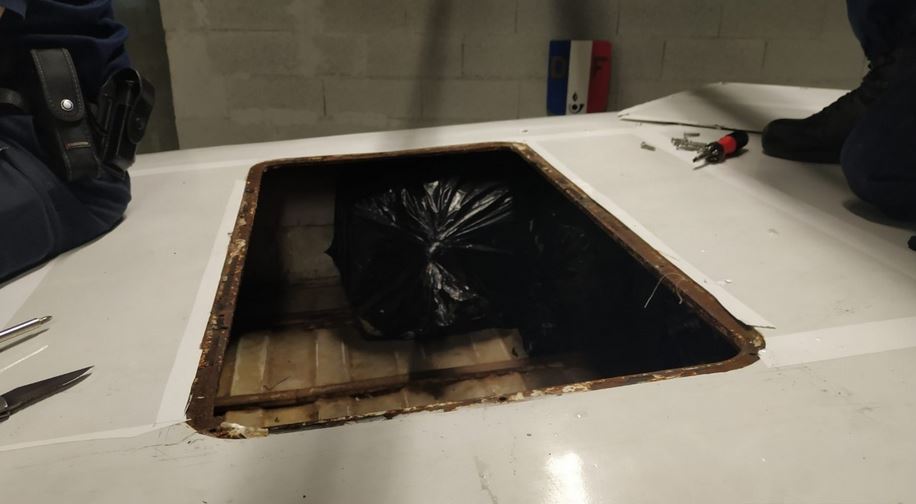 Saisie de 287 kg de résine de cannabis et de 12 kg d’herbes de cannabis par douaniers de la brigade de Port-Vendres