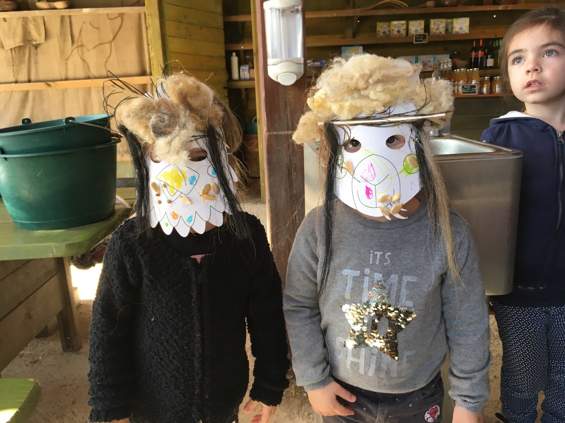 Viens décorer ton masque de Carnaval à la ferme de découverte de Saint-André