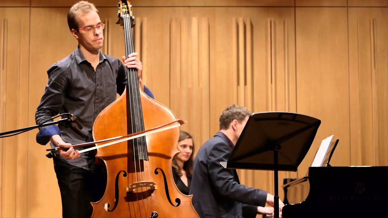 Contrebasse et piano en duo…
