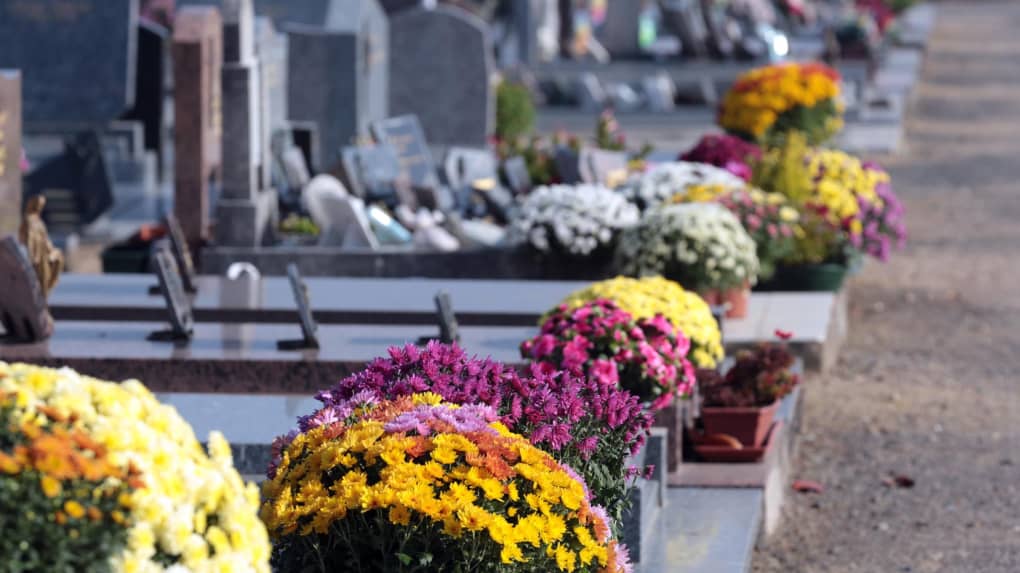 Inhumation : son déroulement