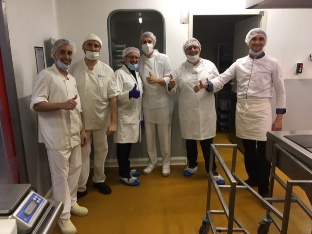 Solidarité/ Les Toques Blanches du Roussillon s’installent dans la cuisine de l’hôpital de Perpignan