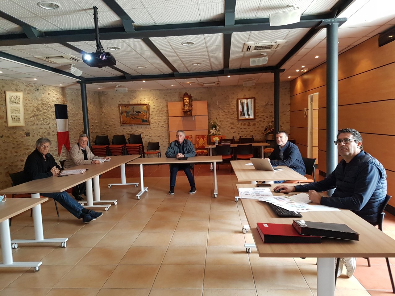La cellule de crise prépare le déconfinement à Canet