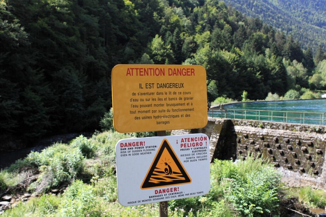 La Shem signale aux touristes les risques à l'aval des barrages