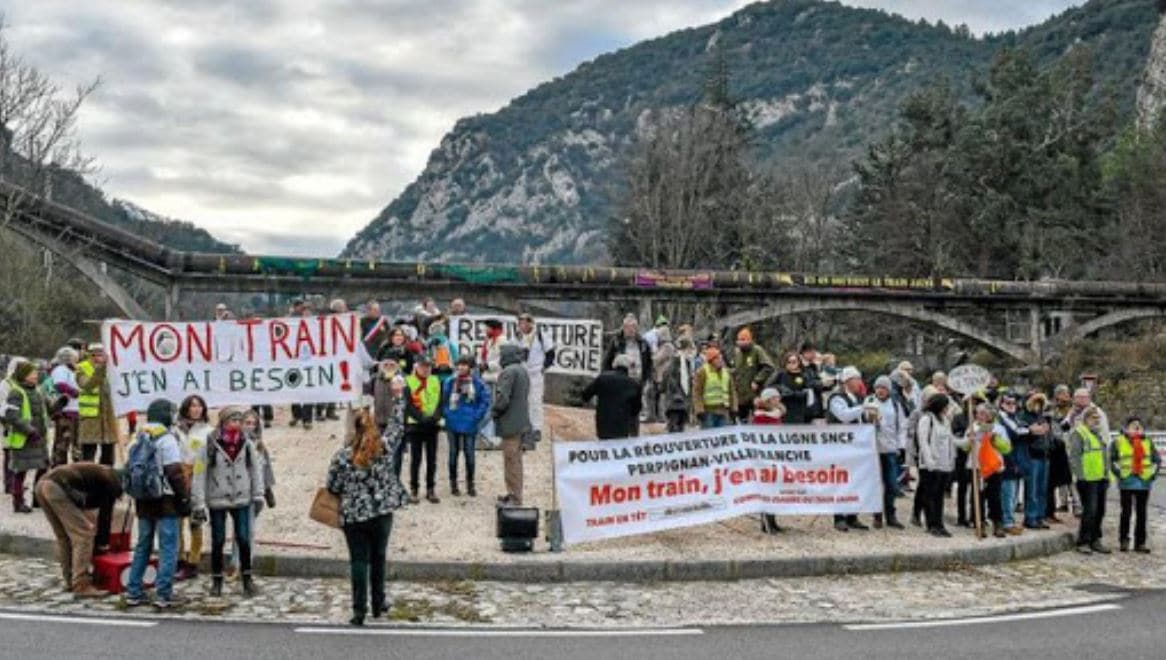 Enfin le train à Prades ! « Train en têt » offre le petit déjeuner