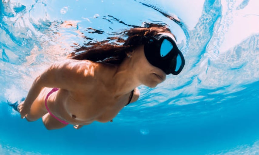 La mairie de Sainte Marie la Mer approuve le monokini sur la plage