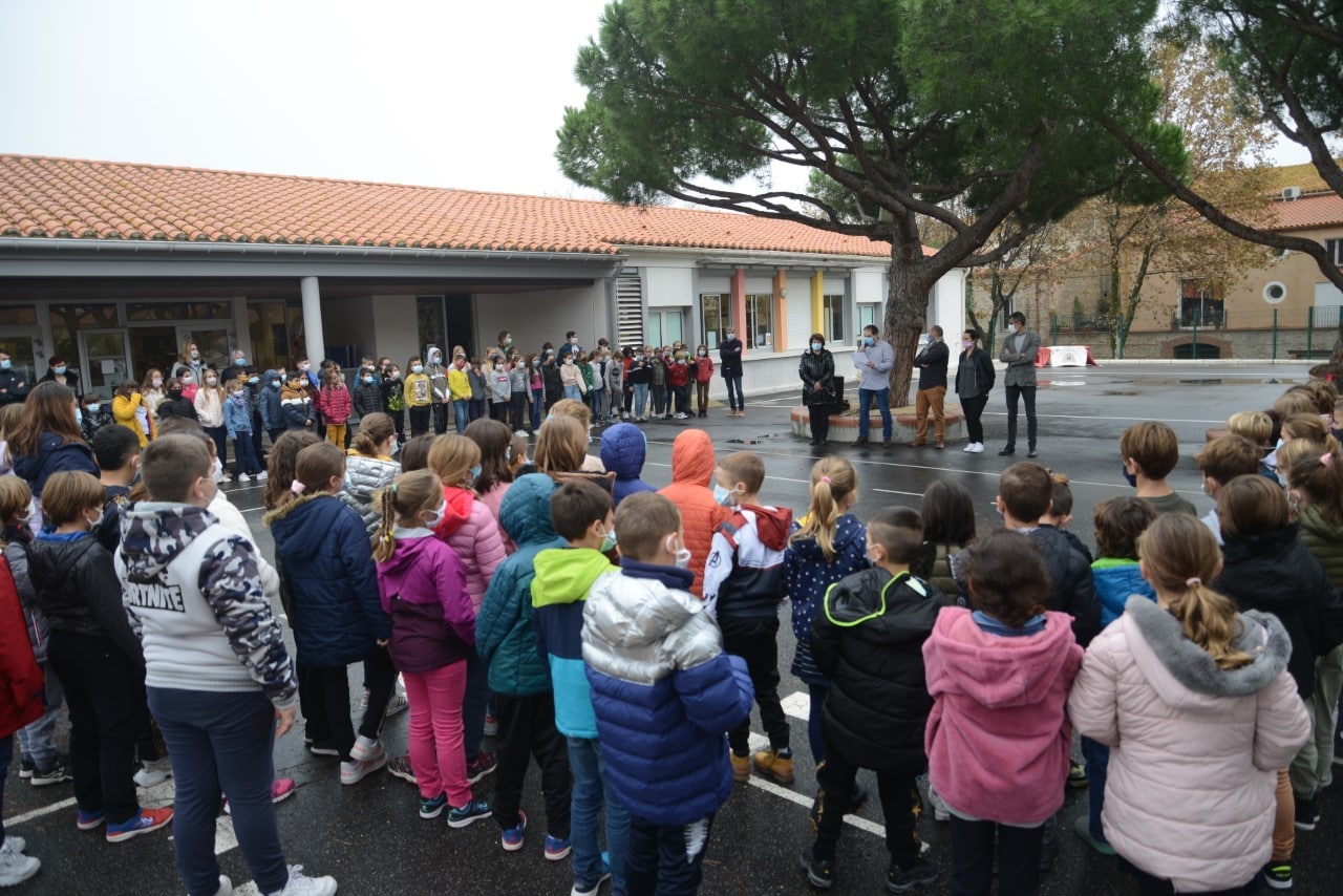 Canet, une rentrée masquée pour les enfants des écoles primaires et les services de la ville sur le pont