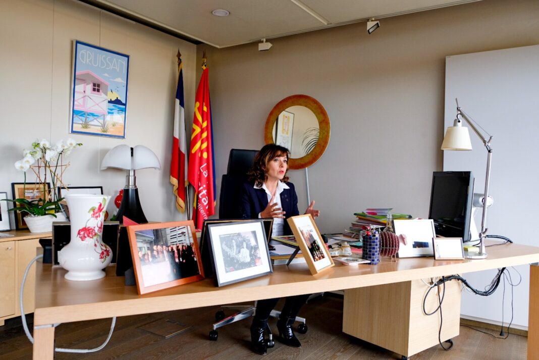 Carole Delga La Région renforce son action sanitaire, son soutien aux familles et aux entreprises et appelle le gouvernement à mieux s'adapter à la réalité du terrain