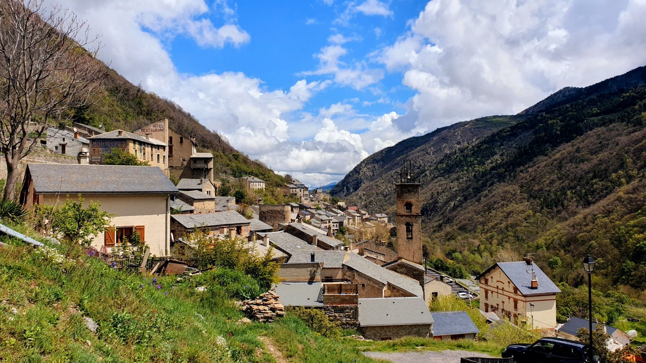 Fournisseur historique d’électricité du train jaune et de nos vallées, la Shem et ses 320 salariés risquent de disparaître
