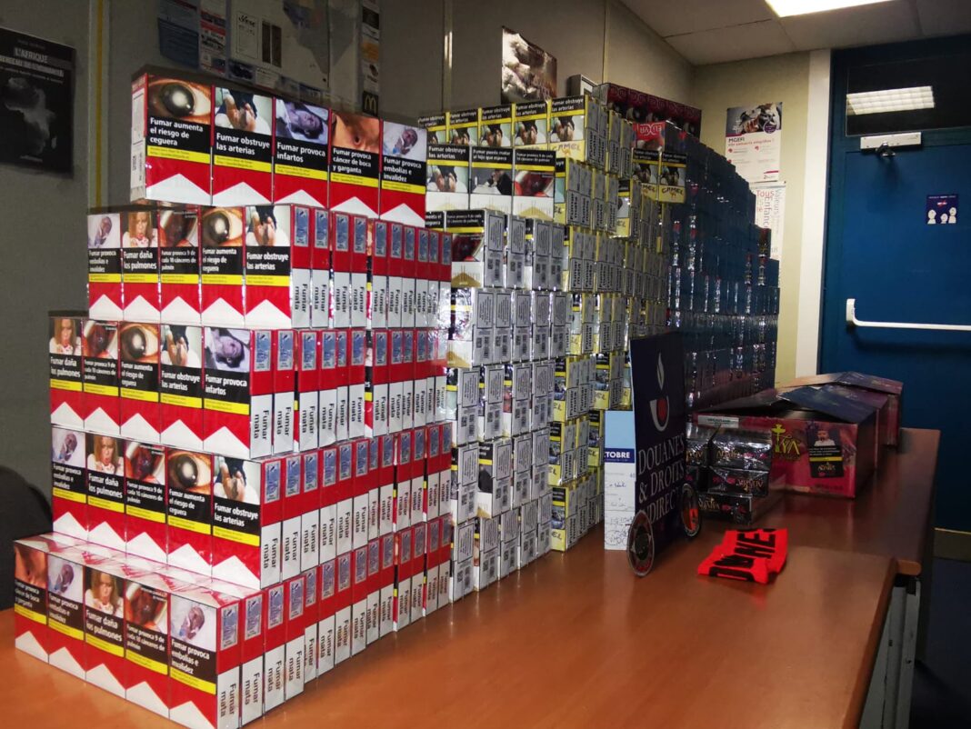 Les douanes de Perpignan mettent fin en ce début d'année à de nombreux trafics de cigarettes 457 kg de tabac au total ont été saisis2