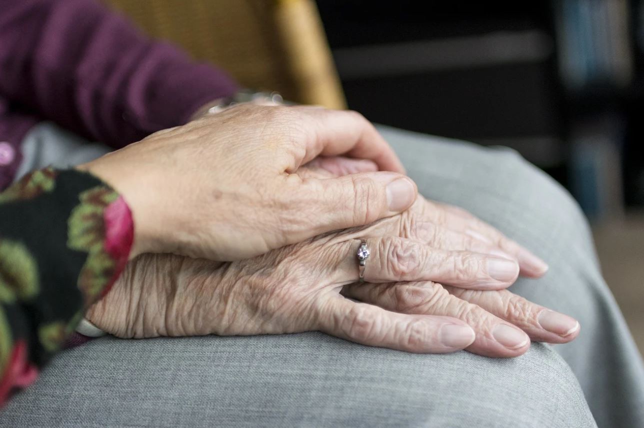 Rapport « Isolement des personnes âgées : les impacts de la crise sanitaire »