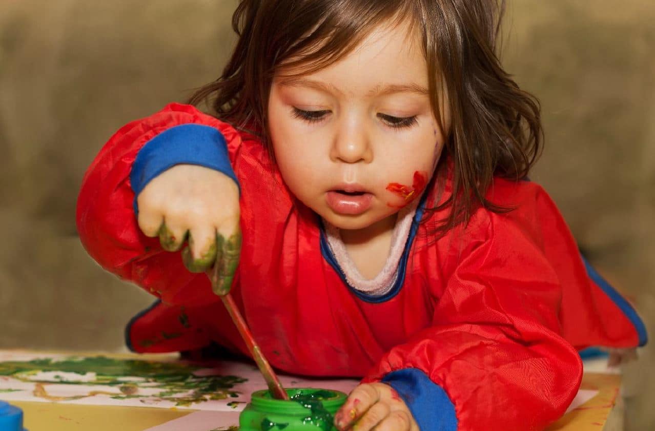 Lancement d’un appel à manifestation d’intérêt pour développer l’accueil des jeunes enfants issus de familles défavorisées #FlashInfo #TVCAT