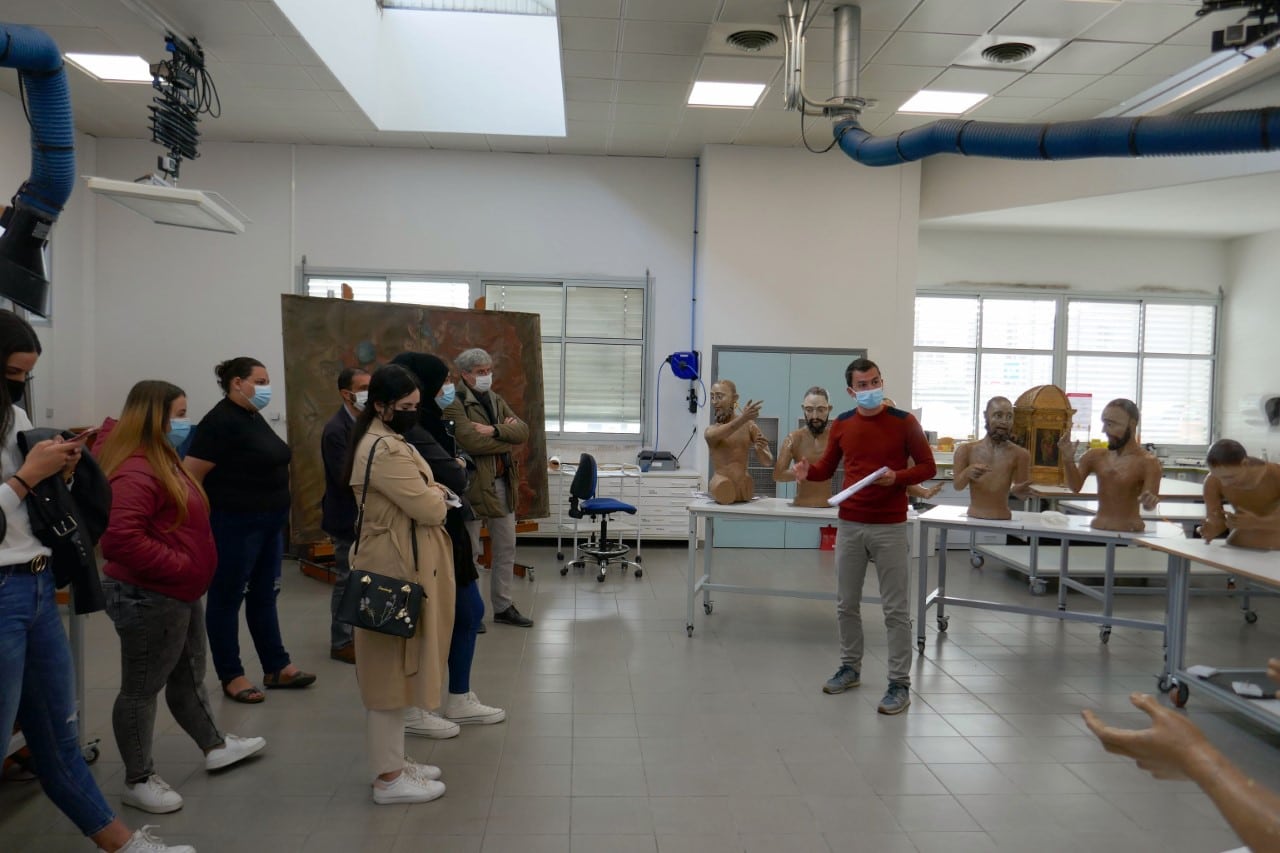 Les étudiants de catalan visitent le centre de restauration départemental du patrimoine