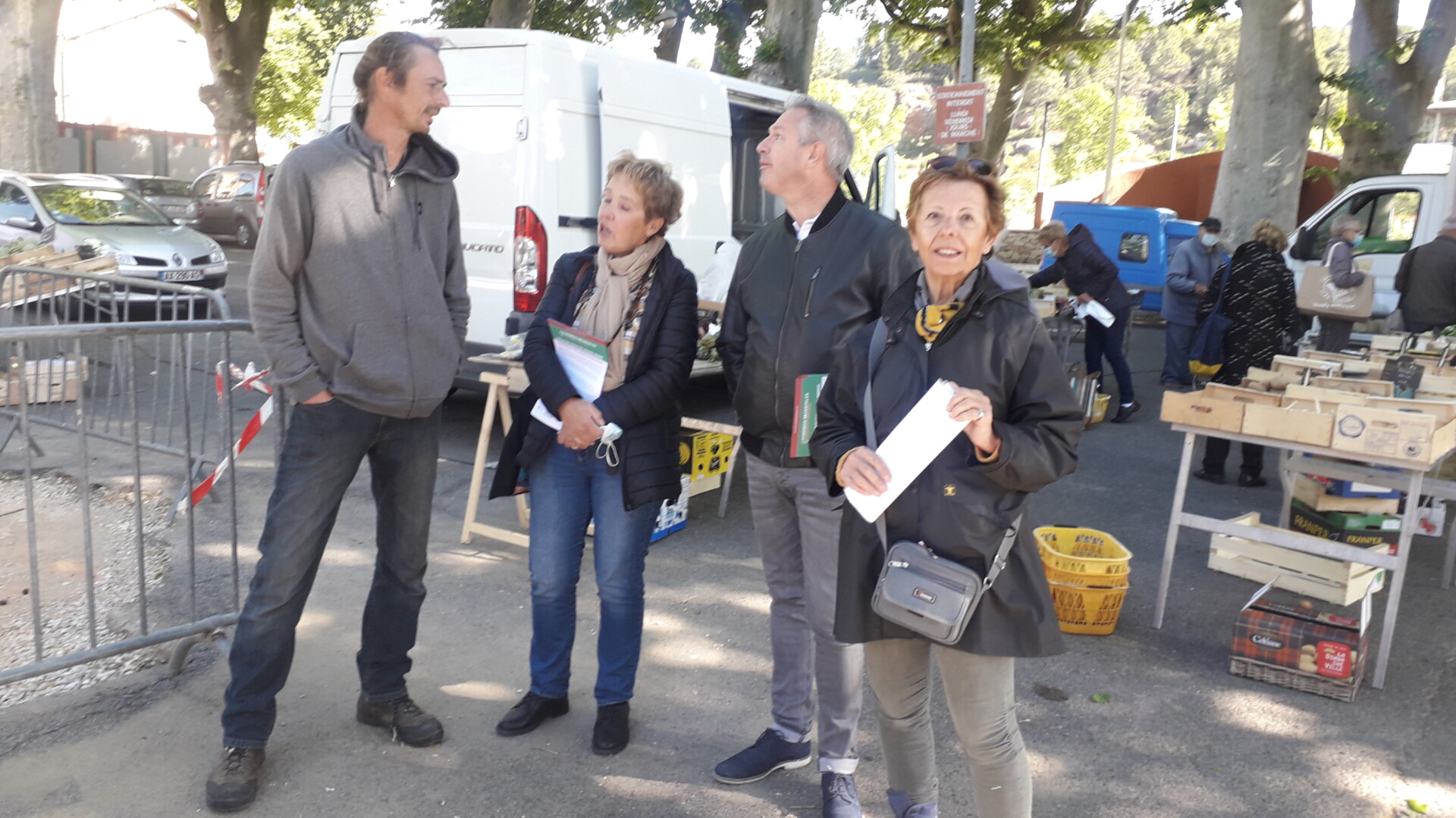 Estagel/ Elections départementales : des candidats en reconnaissance de terrain