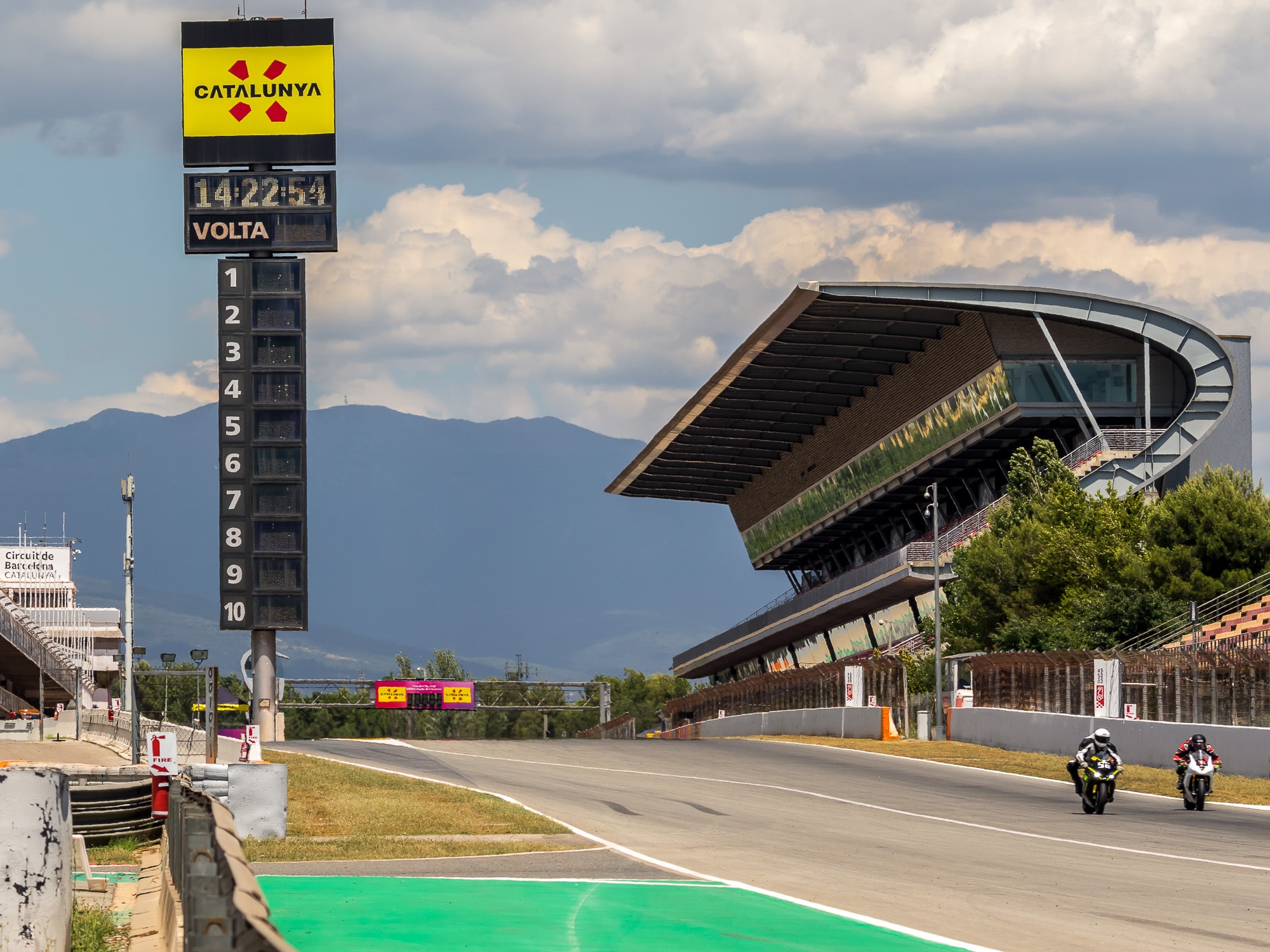 Les 24H moto de Barcelone dans les starting-blocks