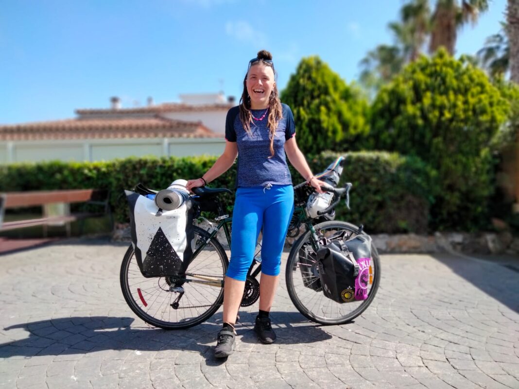 L'equipe Perpignan-Athènes en vélo
