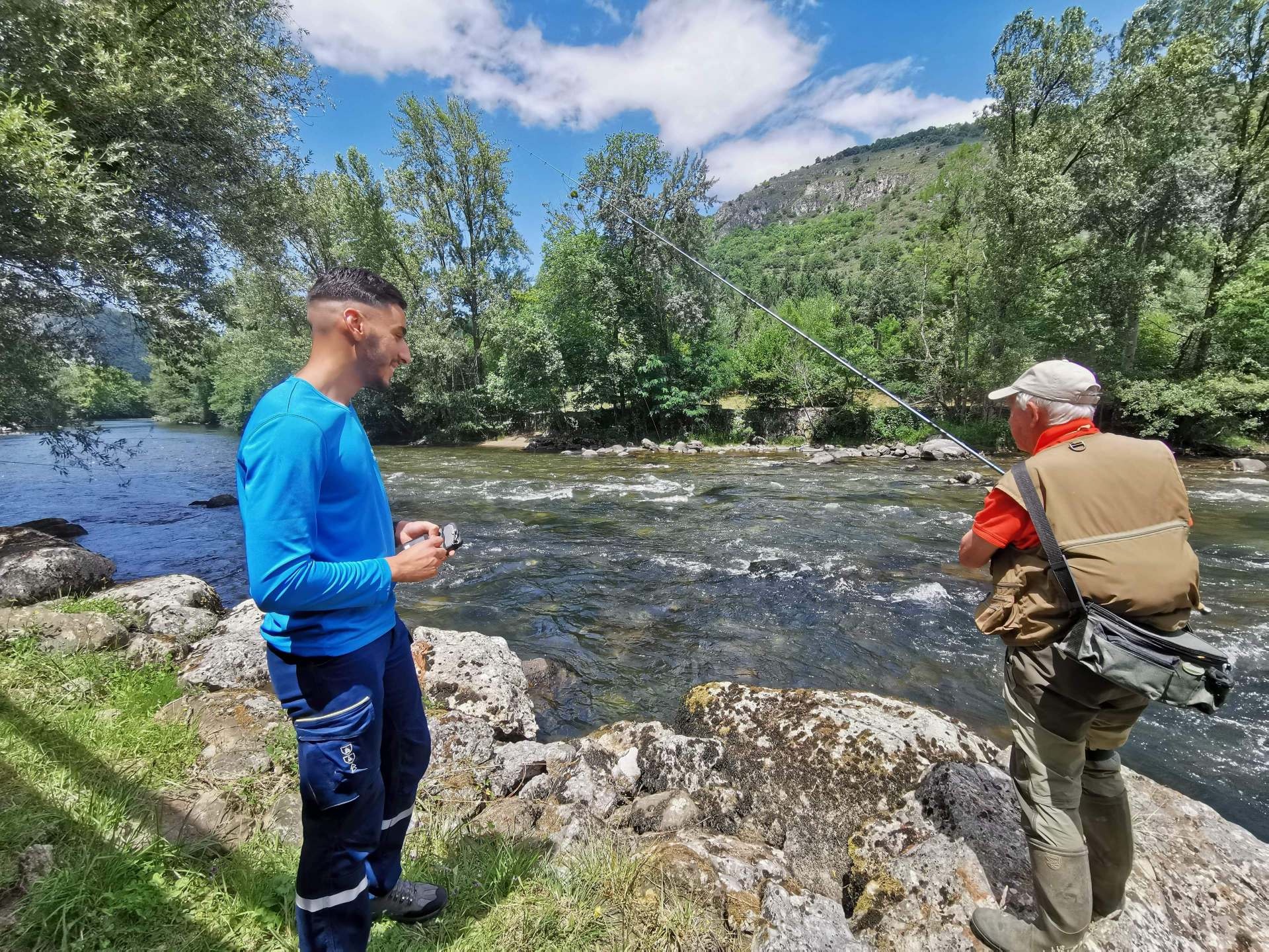 Edf Hydro Sud-Ouest/ Des étudiants pour sensibiliser le grand public aux abords des cours d’eau